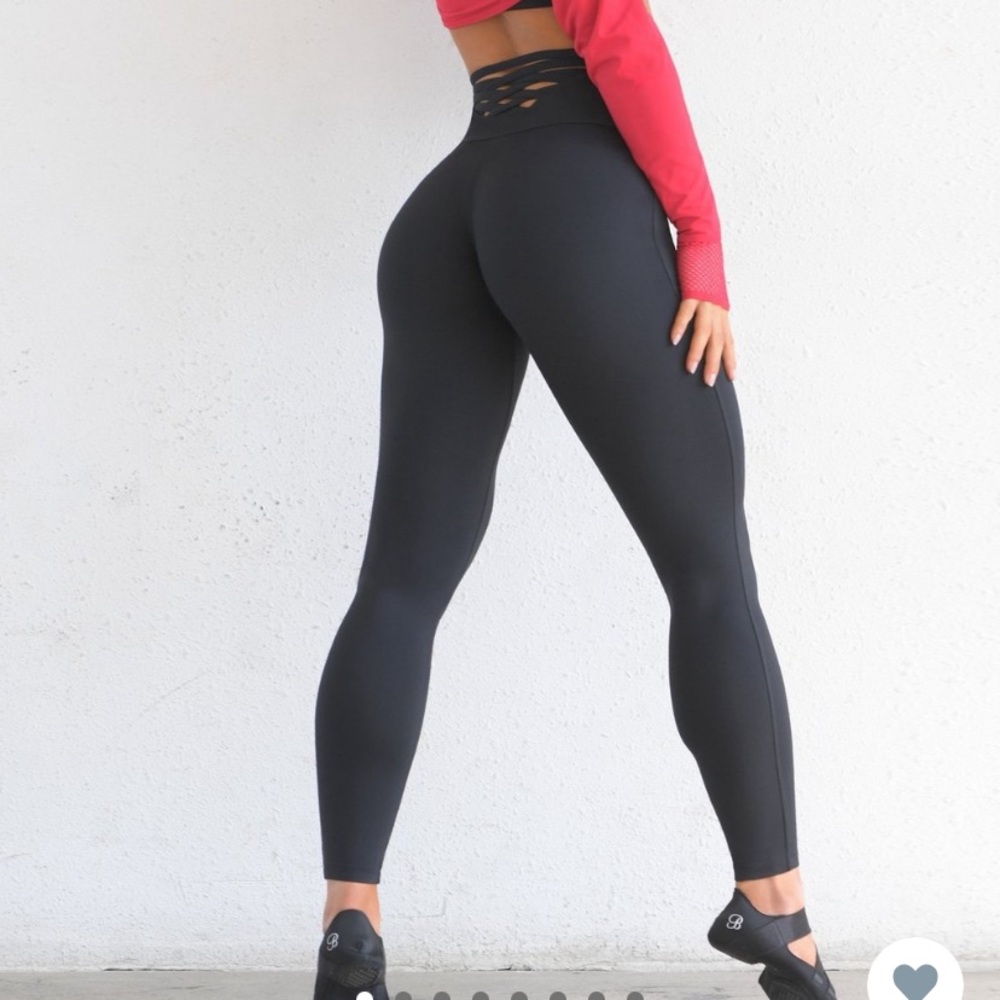 Bombshell sportswear sexy back leggings